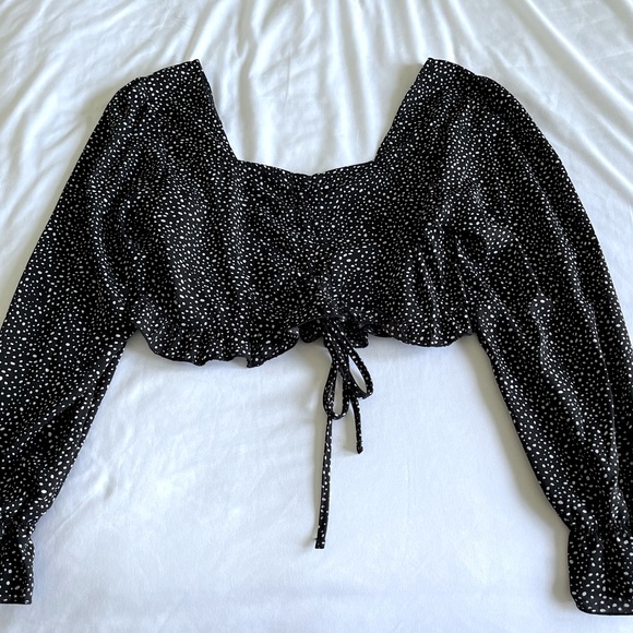 SHEIN Crop Top - Picture 1 of 2